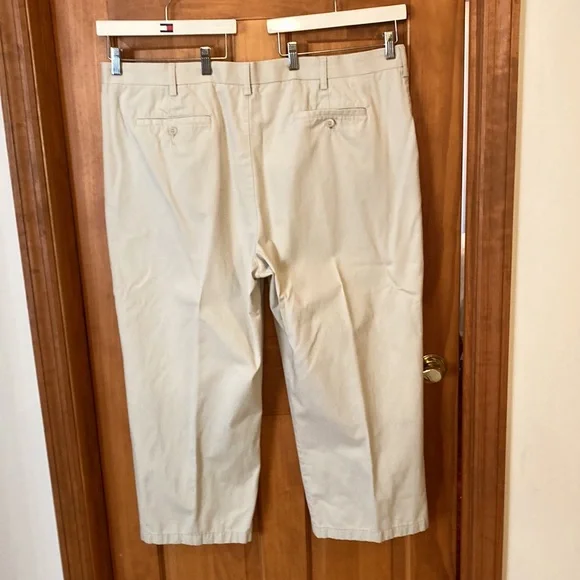 Croft&Barrow Men's Dress Slacks Pleated Front - Picture 3 of 5